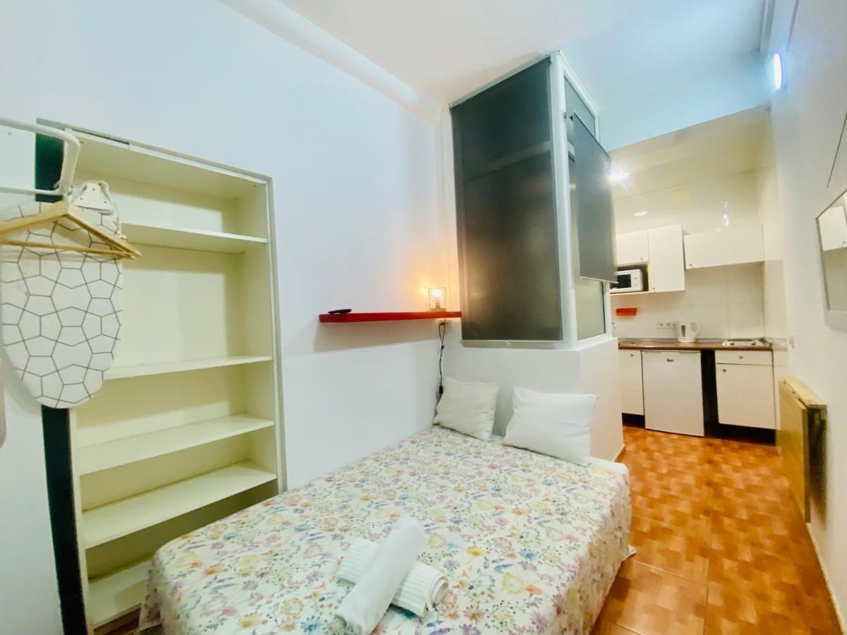 01 Apartamento 2 ,3 Daire Barselona Dış mekan fotoğraf
